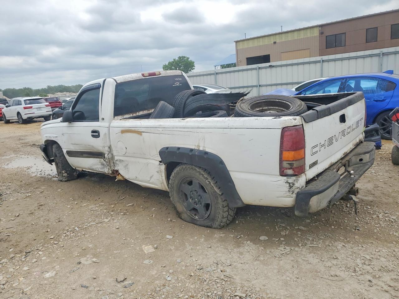Chevrolet Silverado C1500