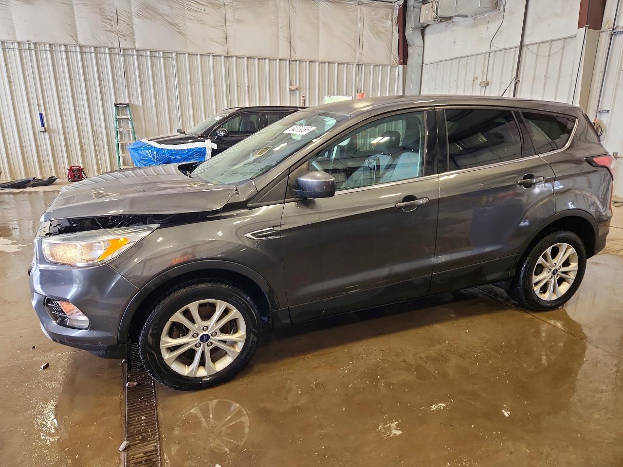 Salvage Ford Escape Image