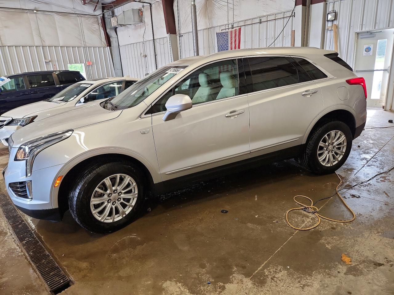 Salvage Cadillac XT5 Image