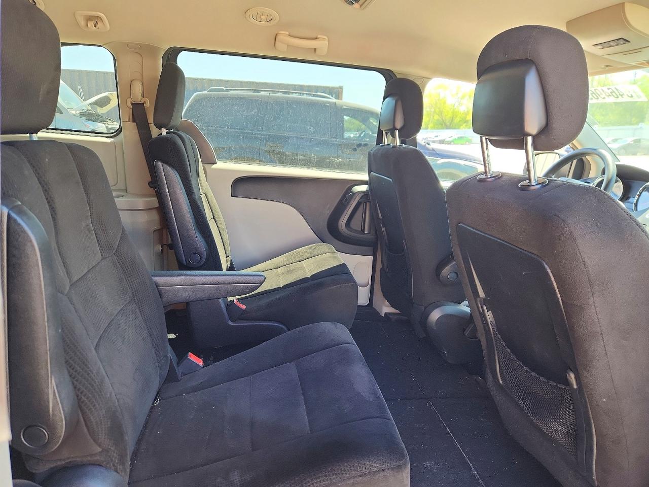 Dodge Caravan Sxt