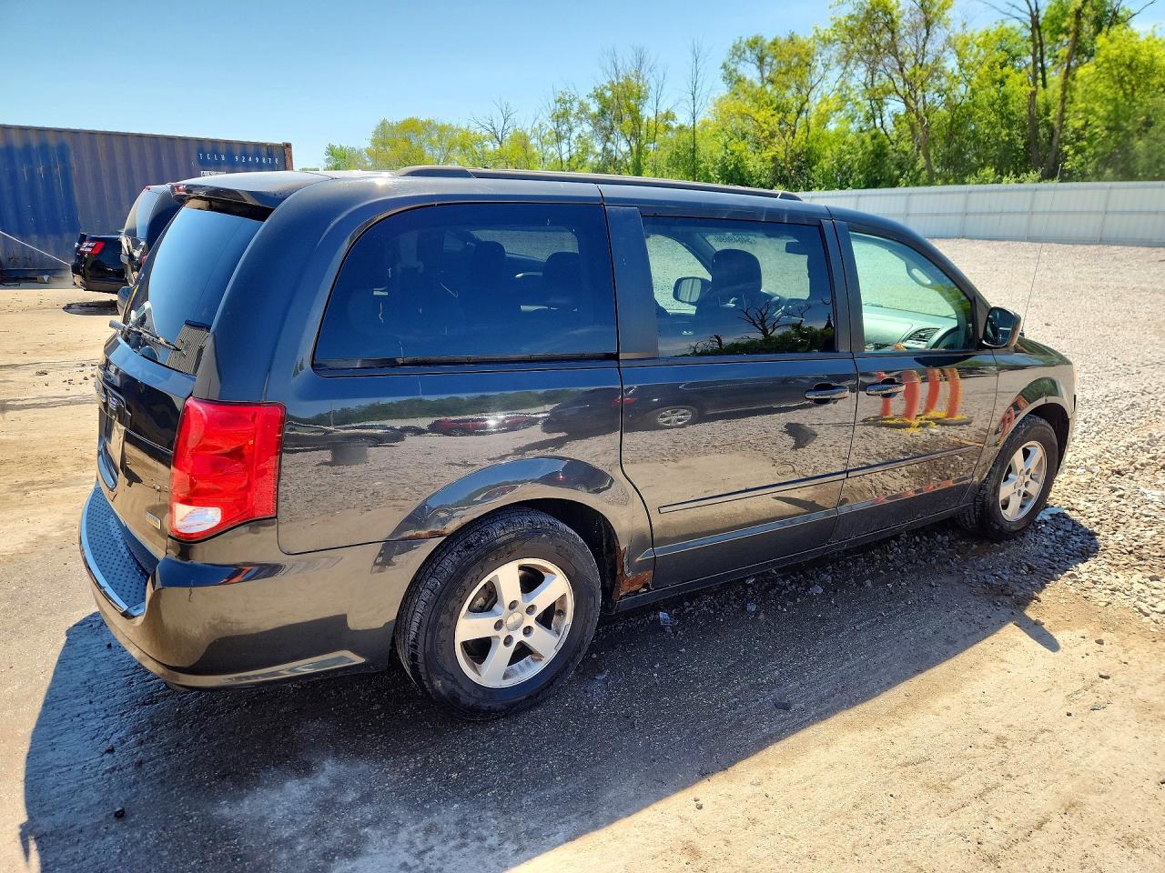 Dodge Caravan Sxt