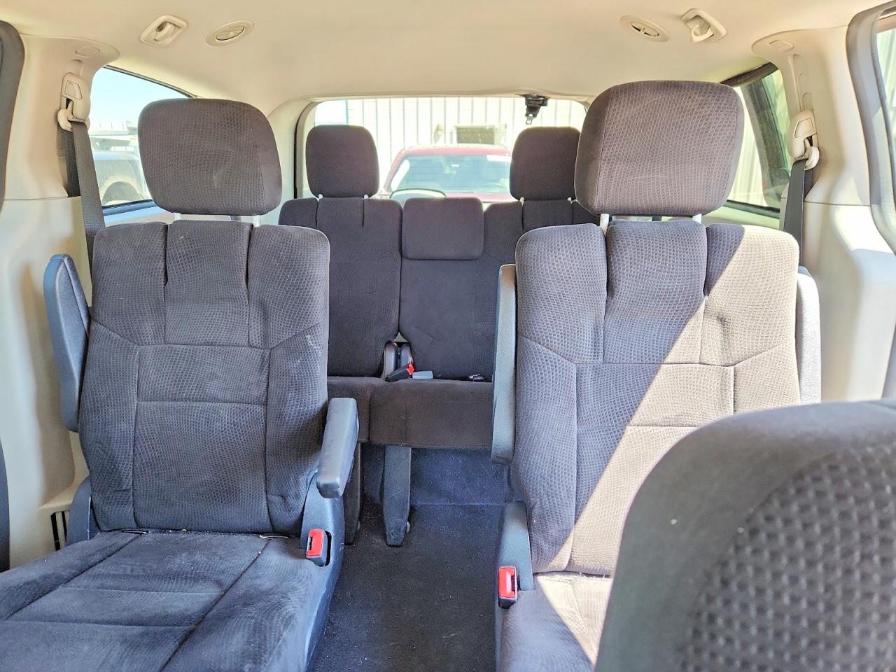 Dodge Caravan Sxt