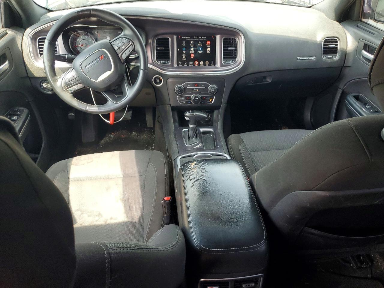 Dodge Charger Se