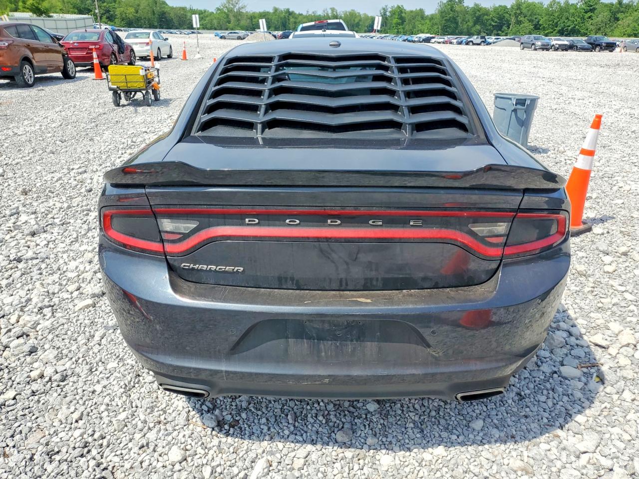 Dodge Charger Se