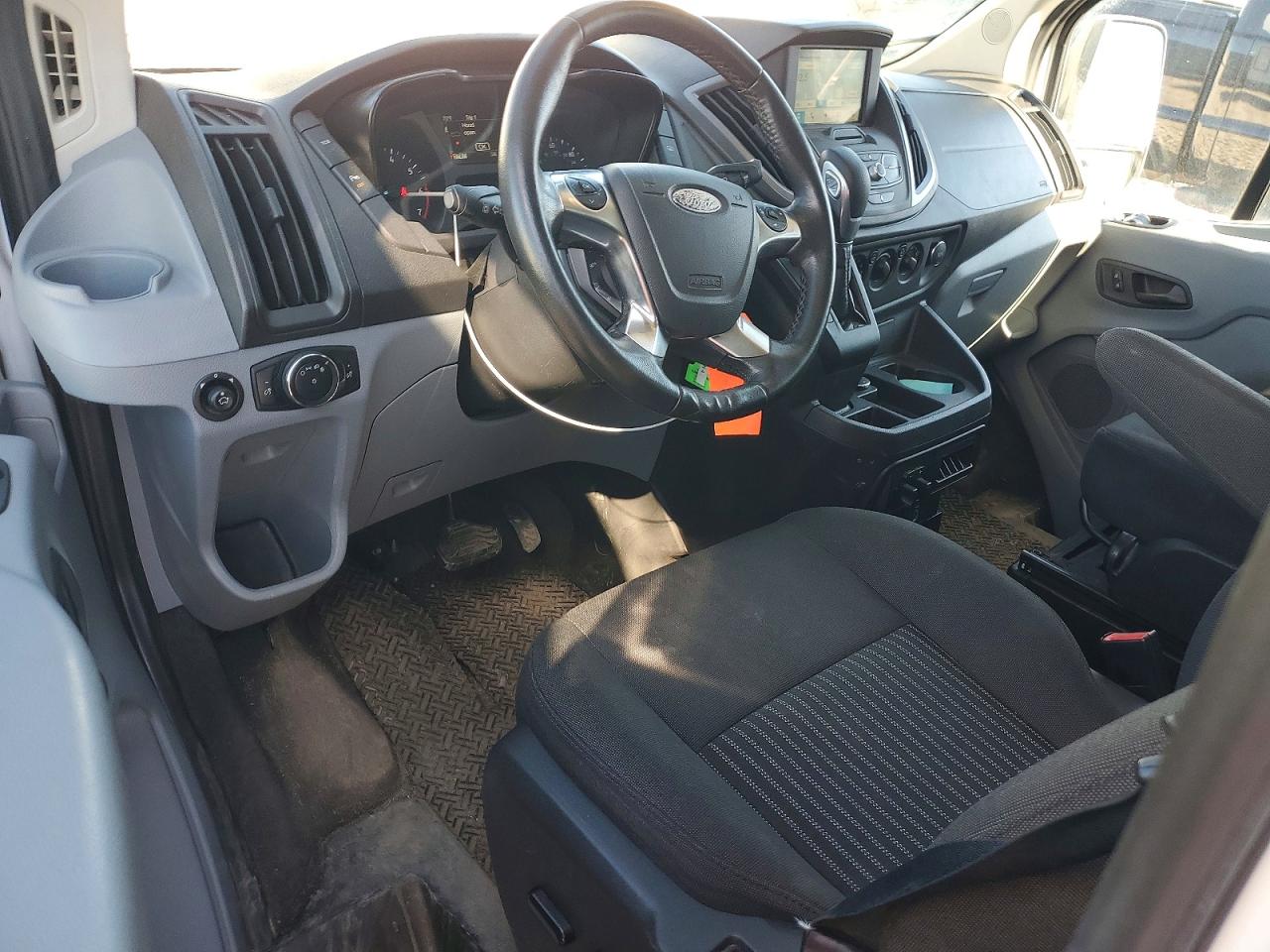 Ford Transit T-150