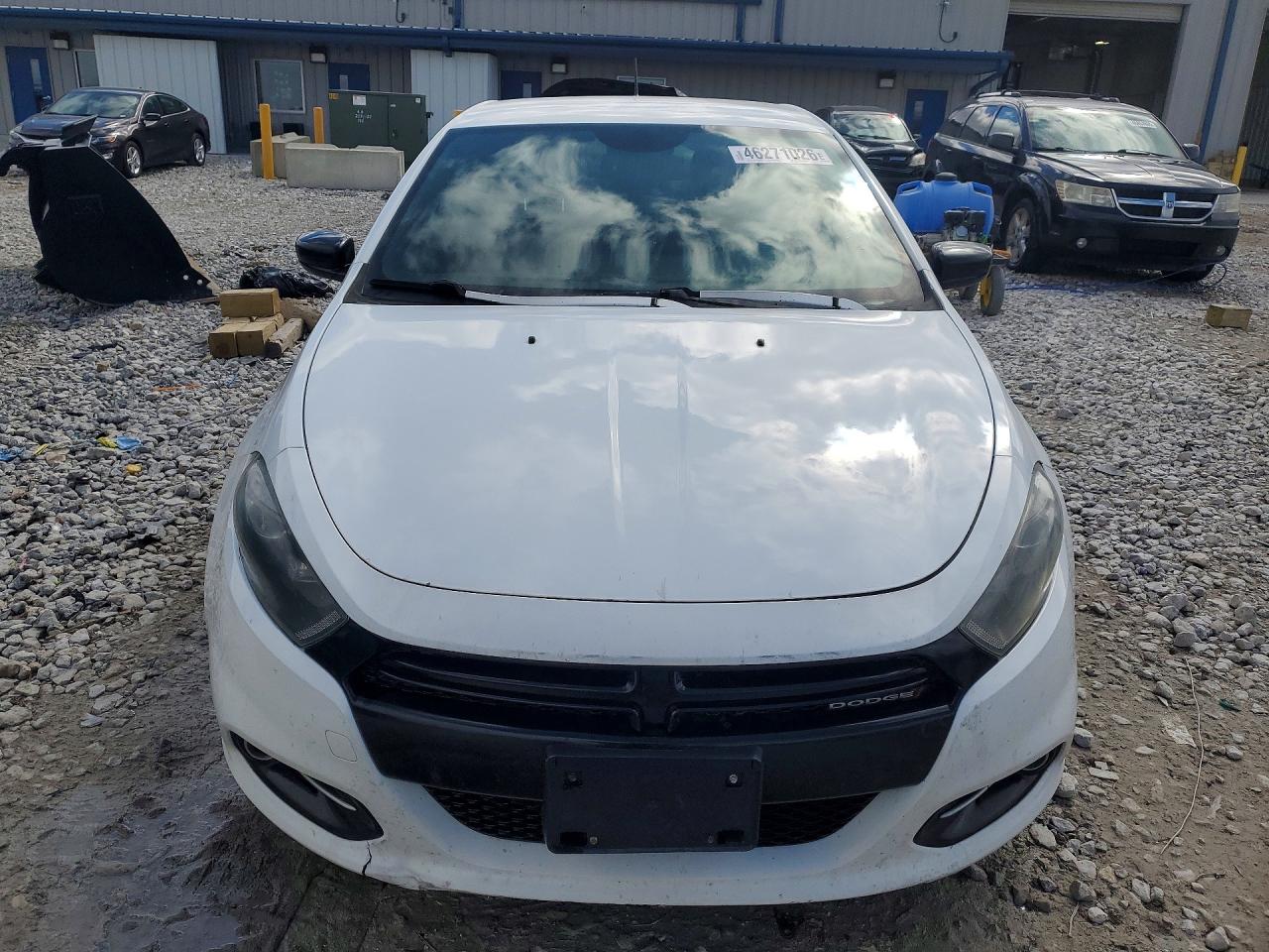 Dodge Dart Sxt