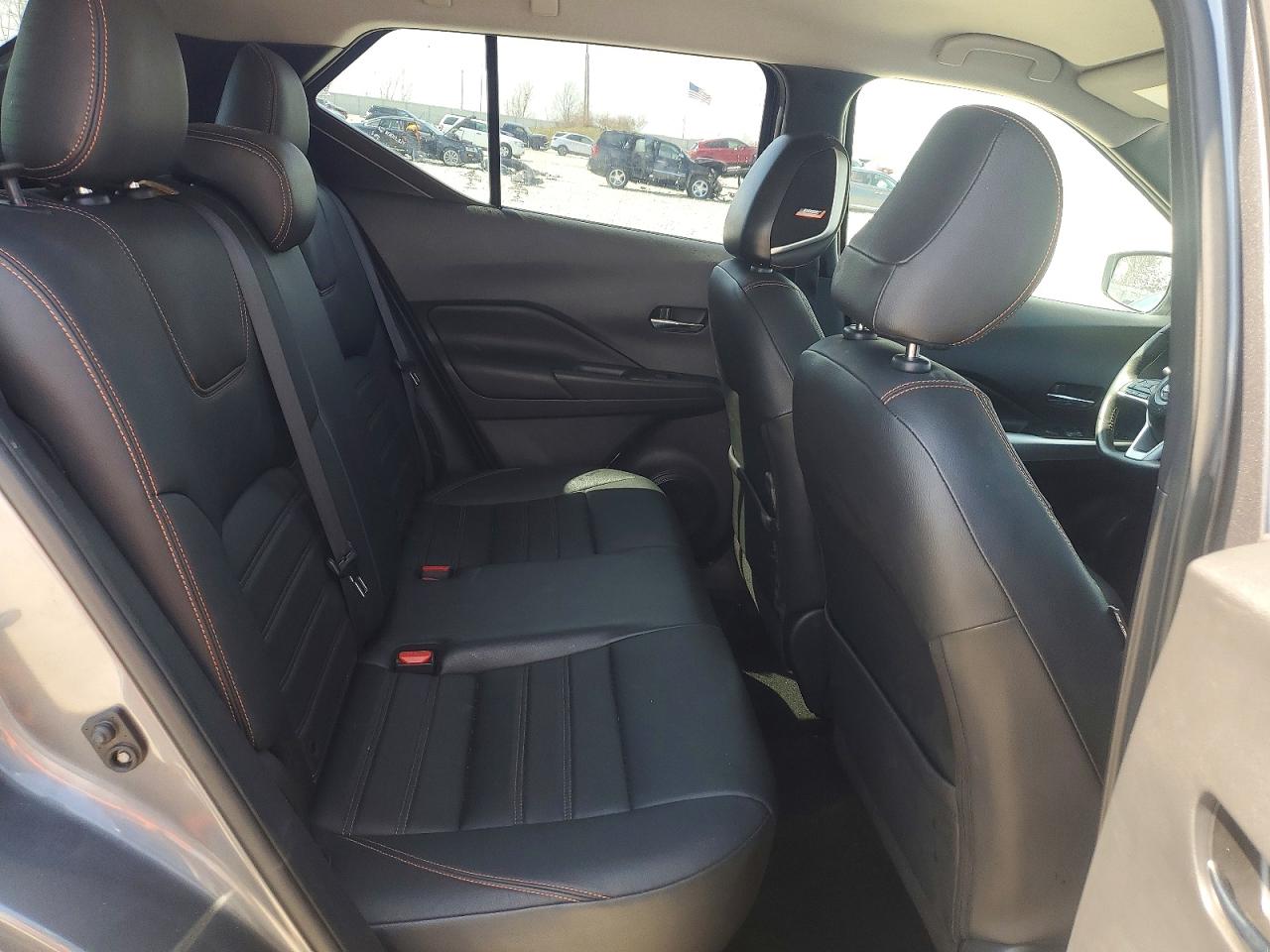 Nissan Kicks S