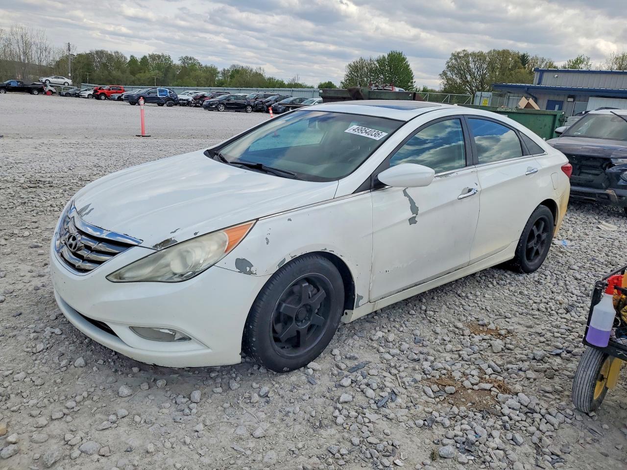 Salvage Hyundai SONATA Image
