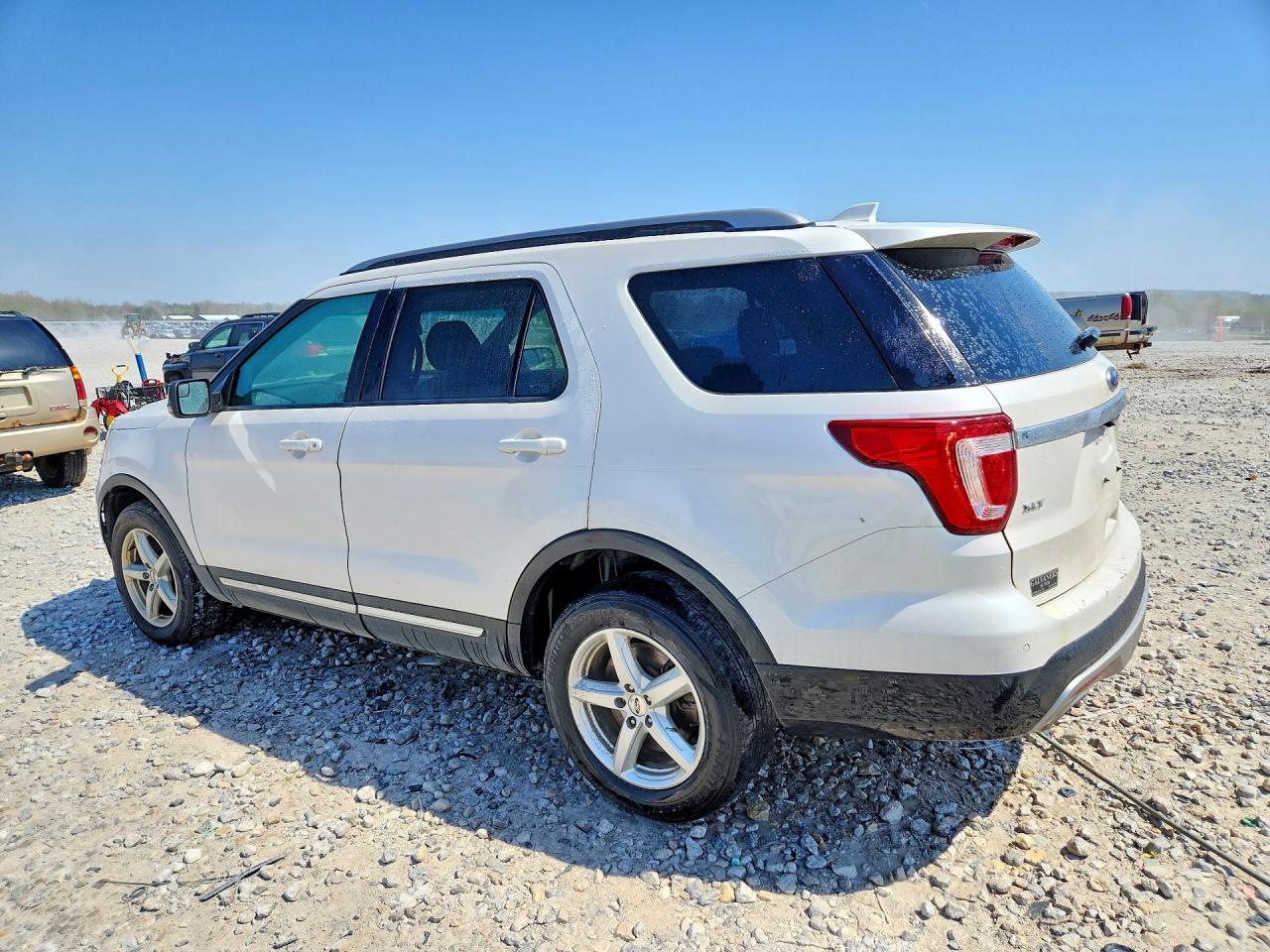 Ford Explorer Xlt