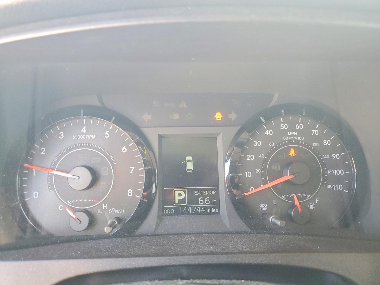 Toyota Sienna Le