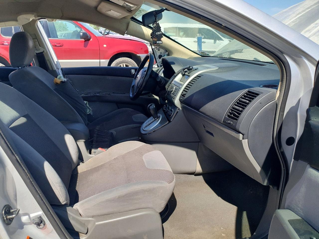 Nissan Sentra 2.0