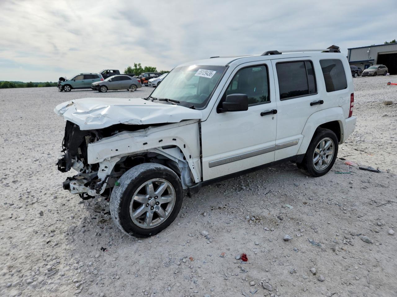 Salvage Jeep Liberty Image