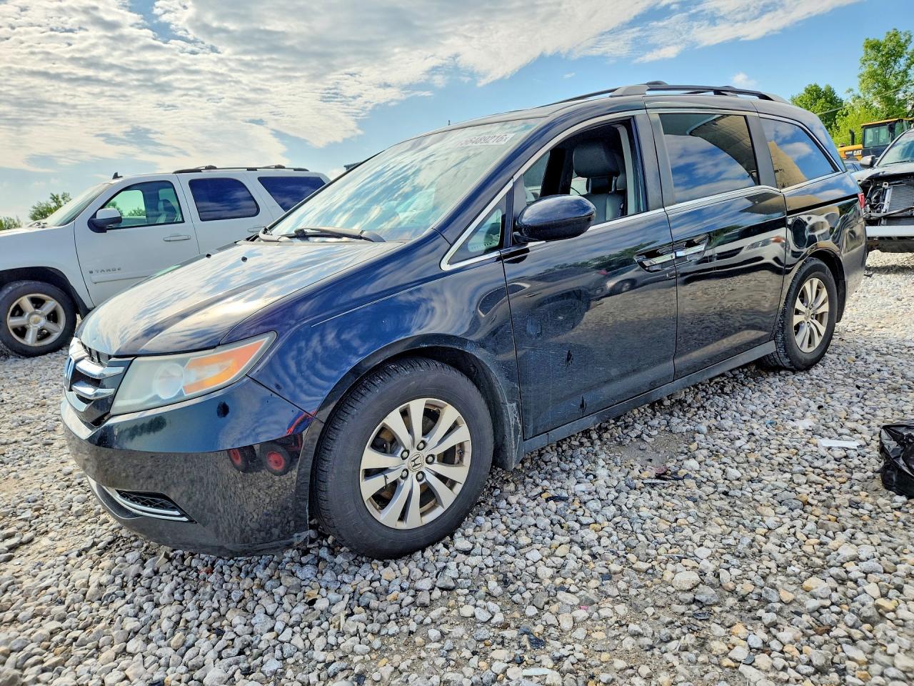 Salvage Honda Odyssey Image