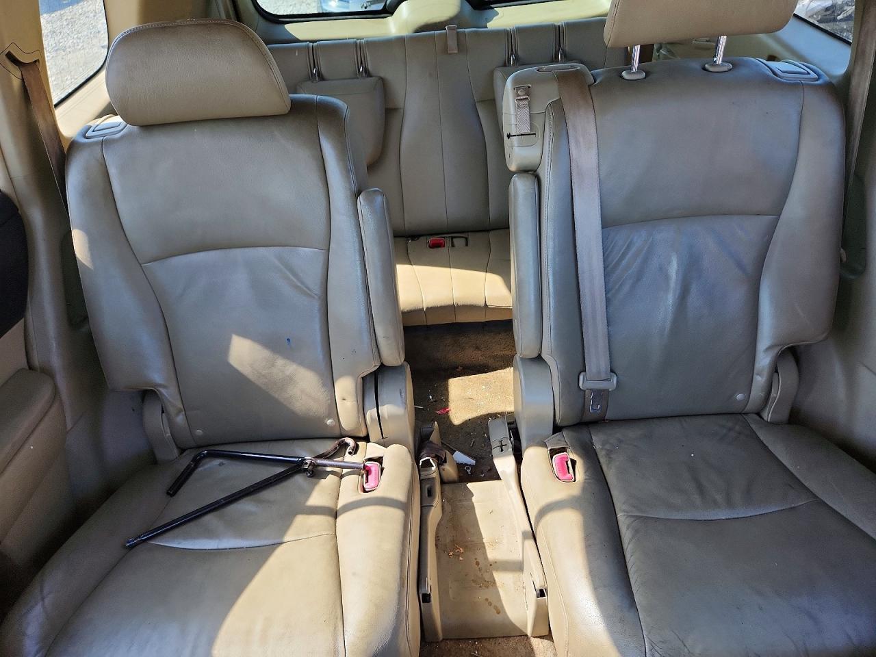Toyota Highlander Sport