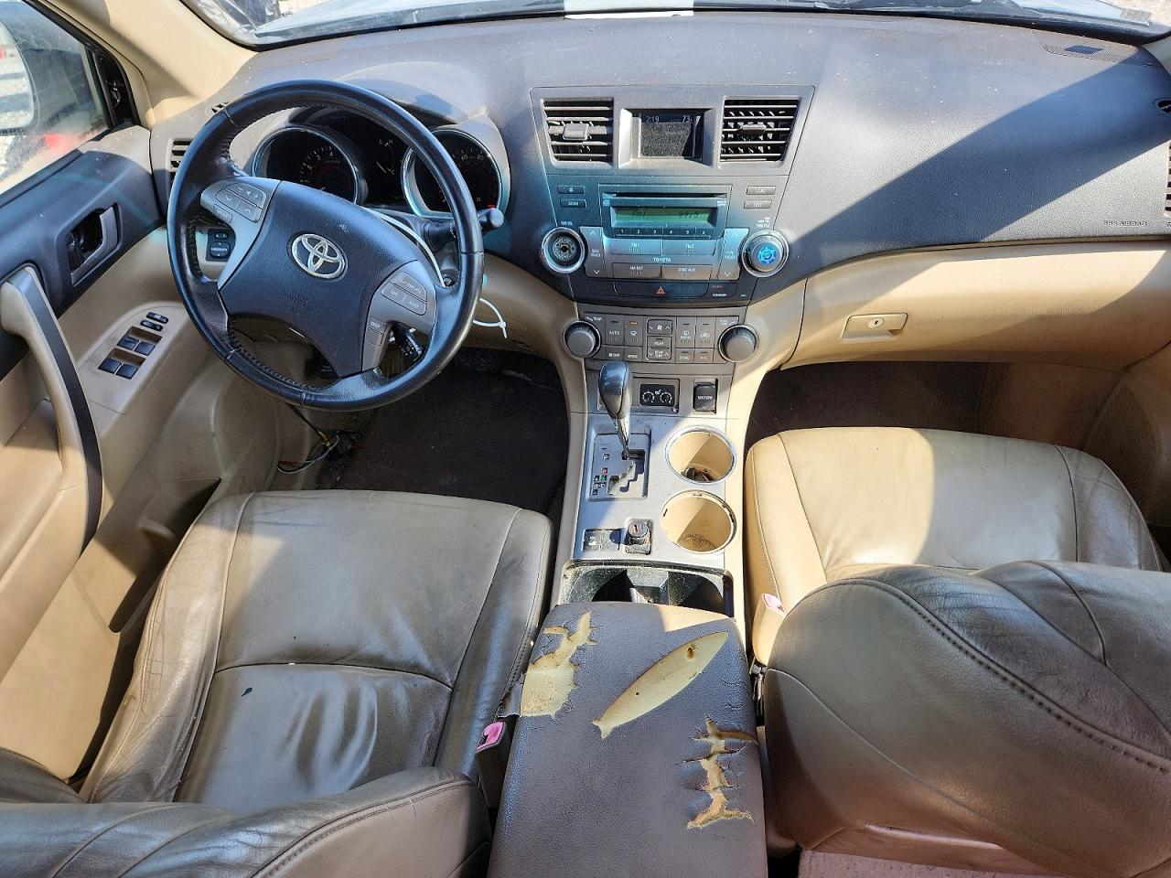 Toyota Highlander Sport