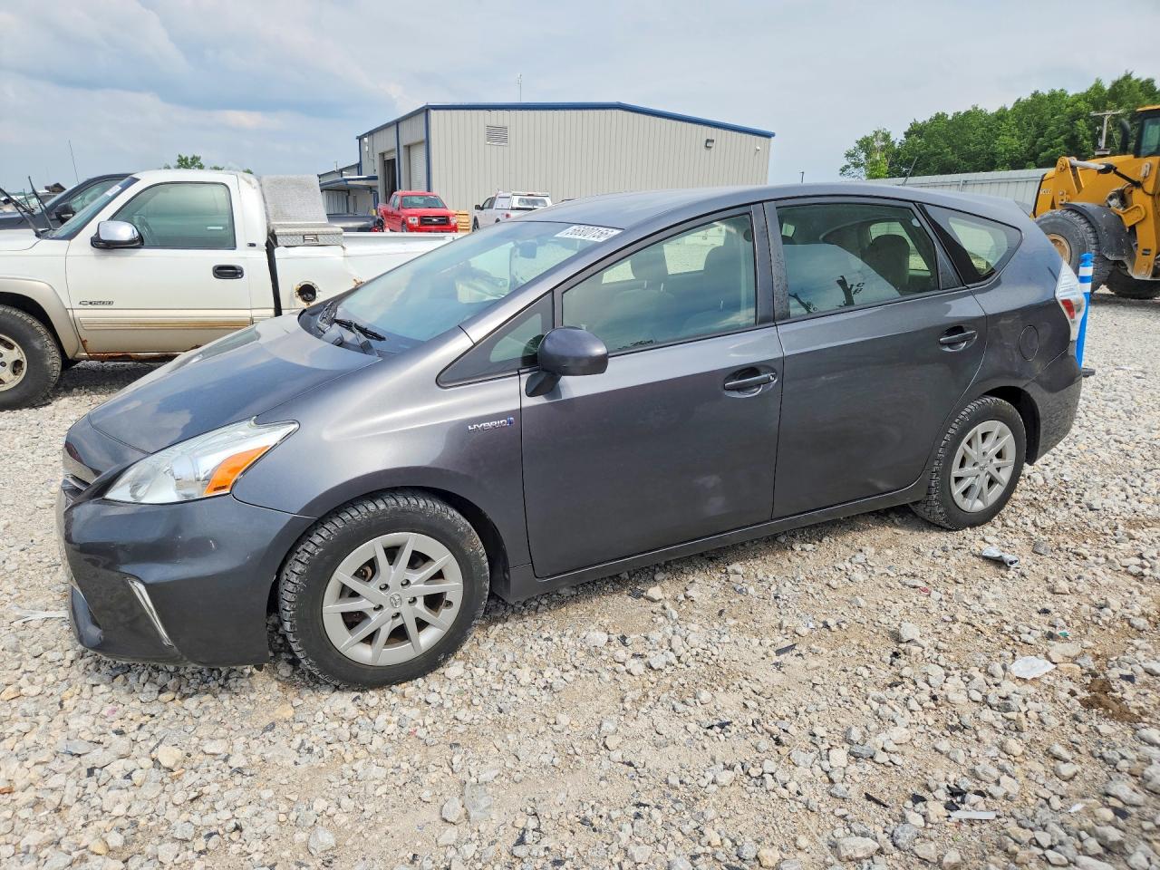 Salvage Toyota Prius Image