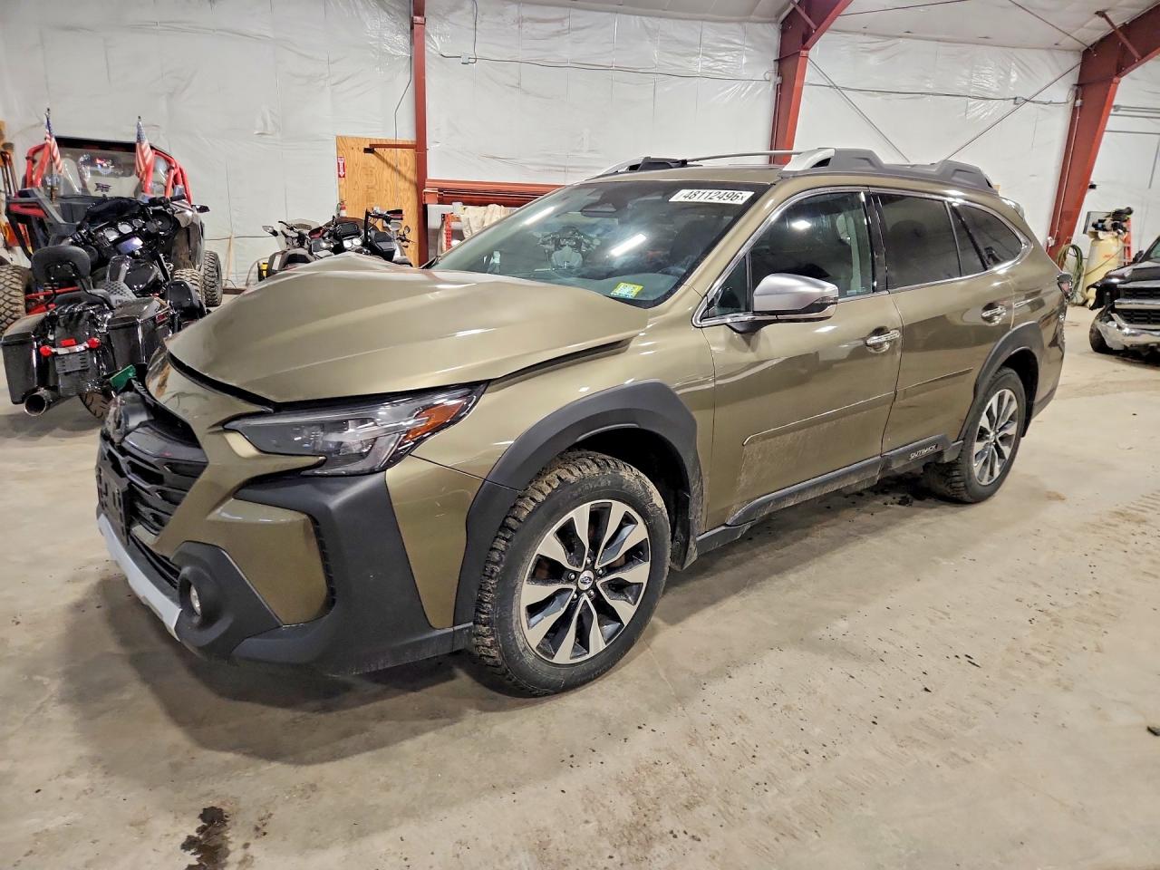 Salvage Subaru Outback Image