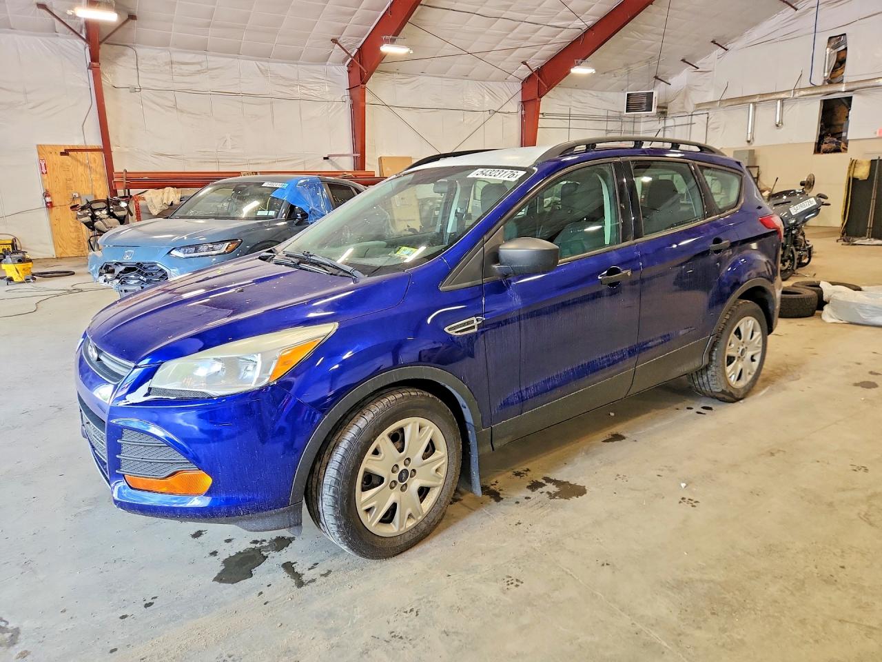 Salvage Ford Escape Image