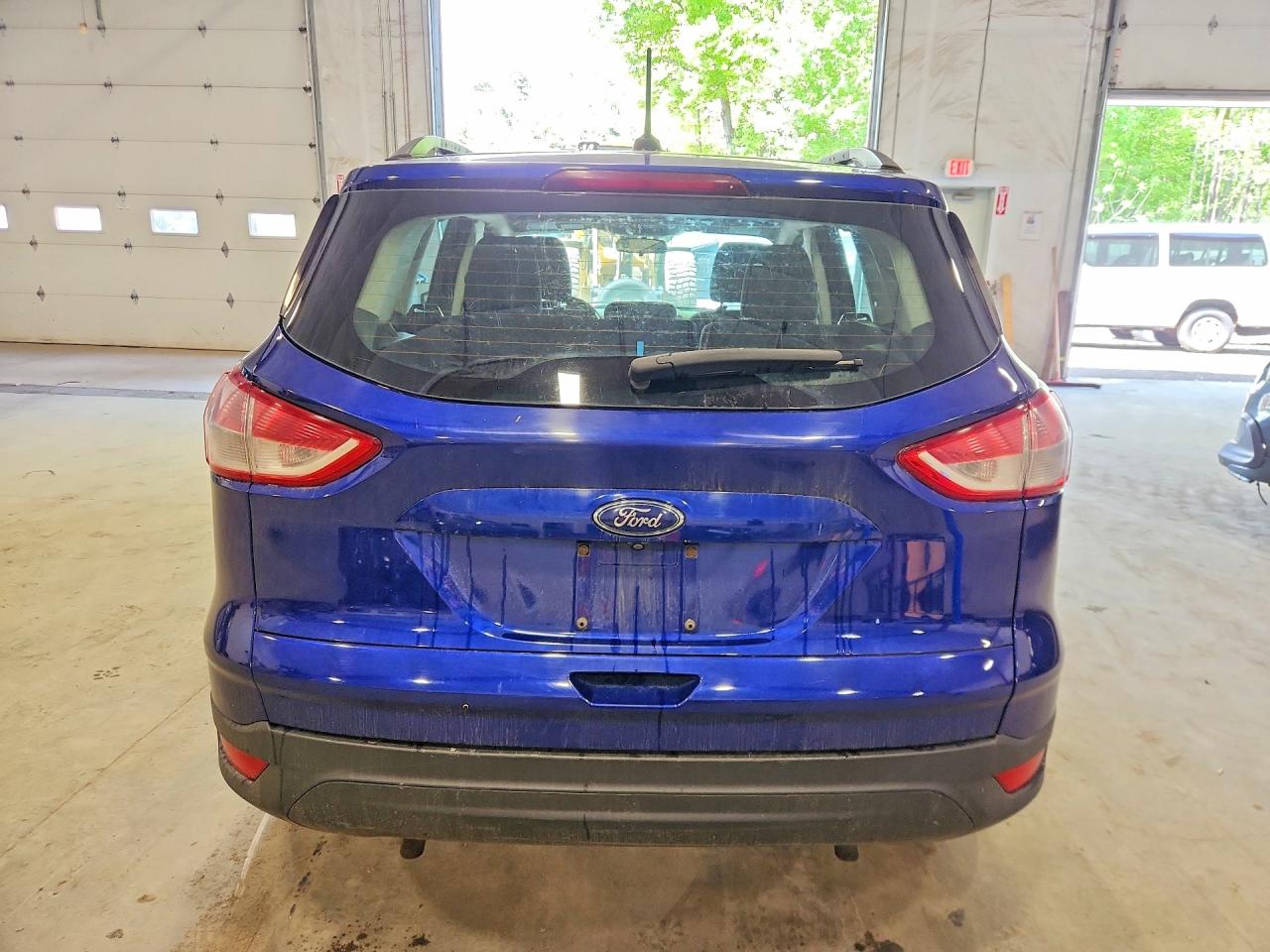 Ford Escape S