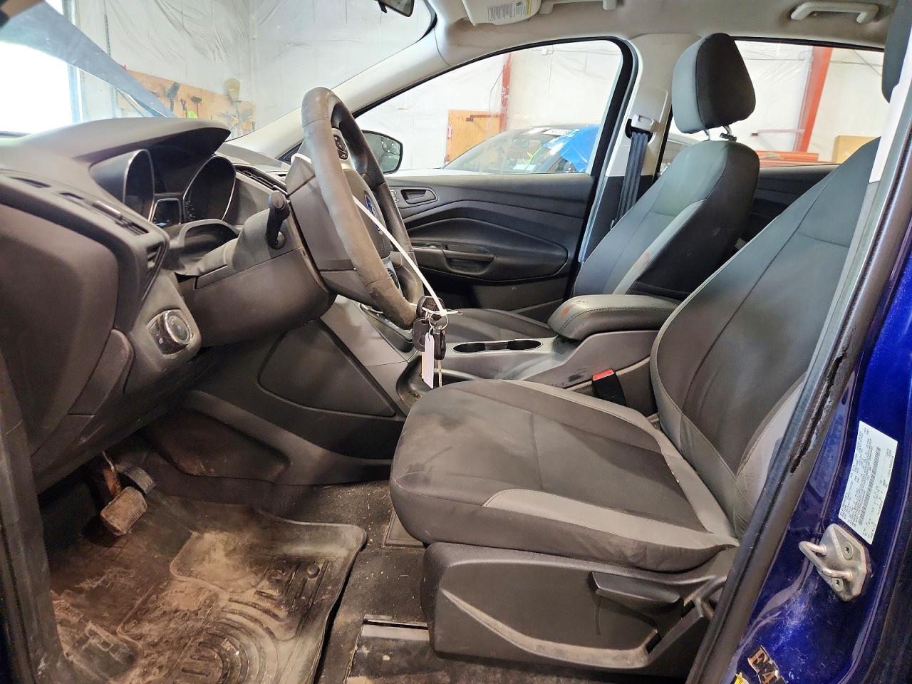 Ford Escape S