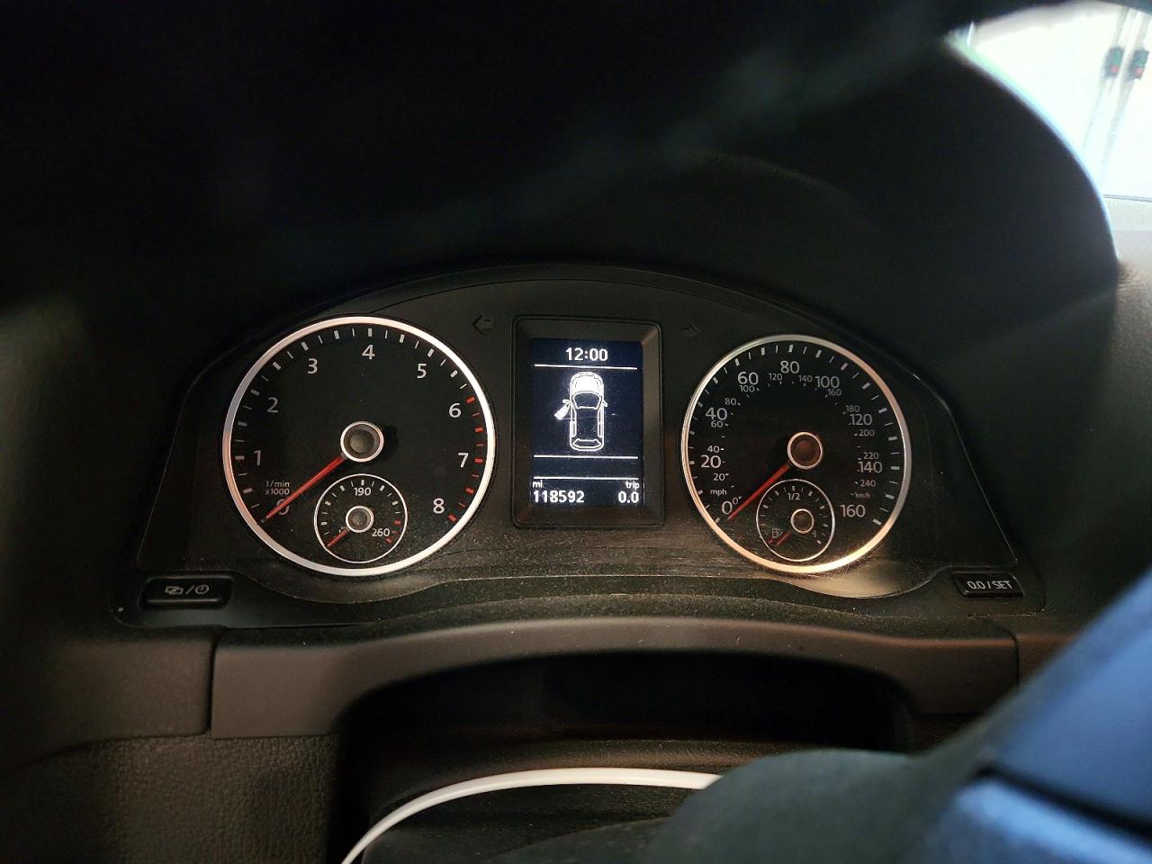 Volkswagen Tiguan S