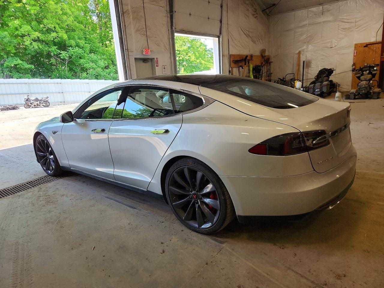 Tesla Model S