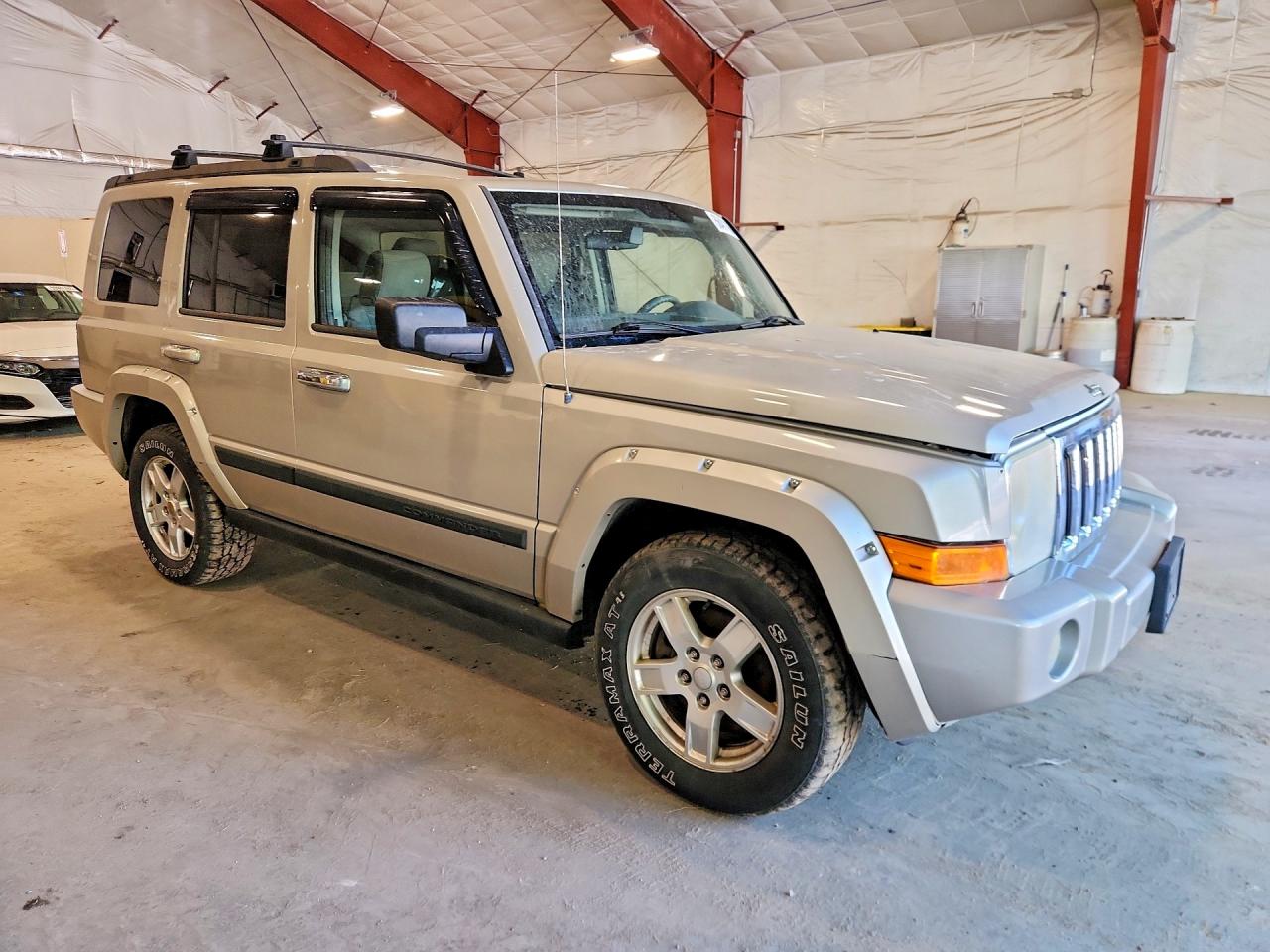 Jeep Commander Sport