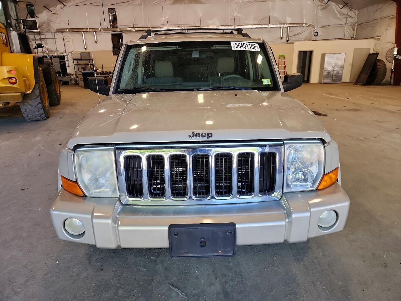 Jeep Commander Sport