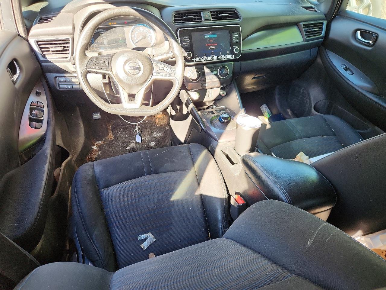 Nissan LEAF S