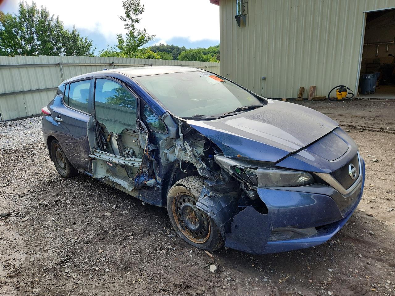 Nissan LEAF S