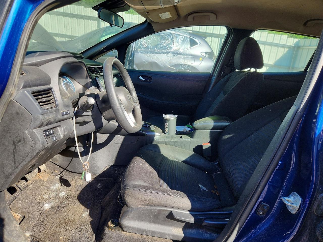 Nissan LEAF S
