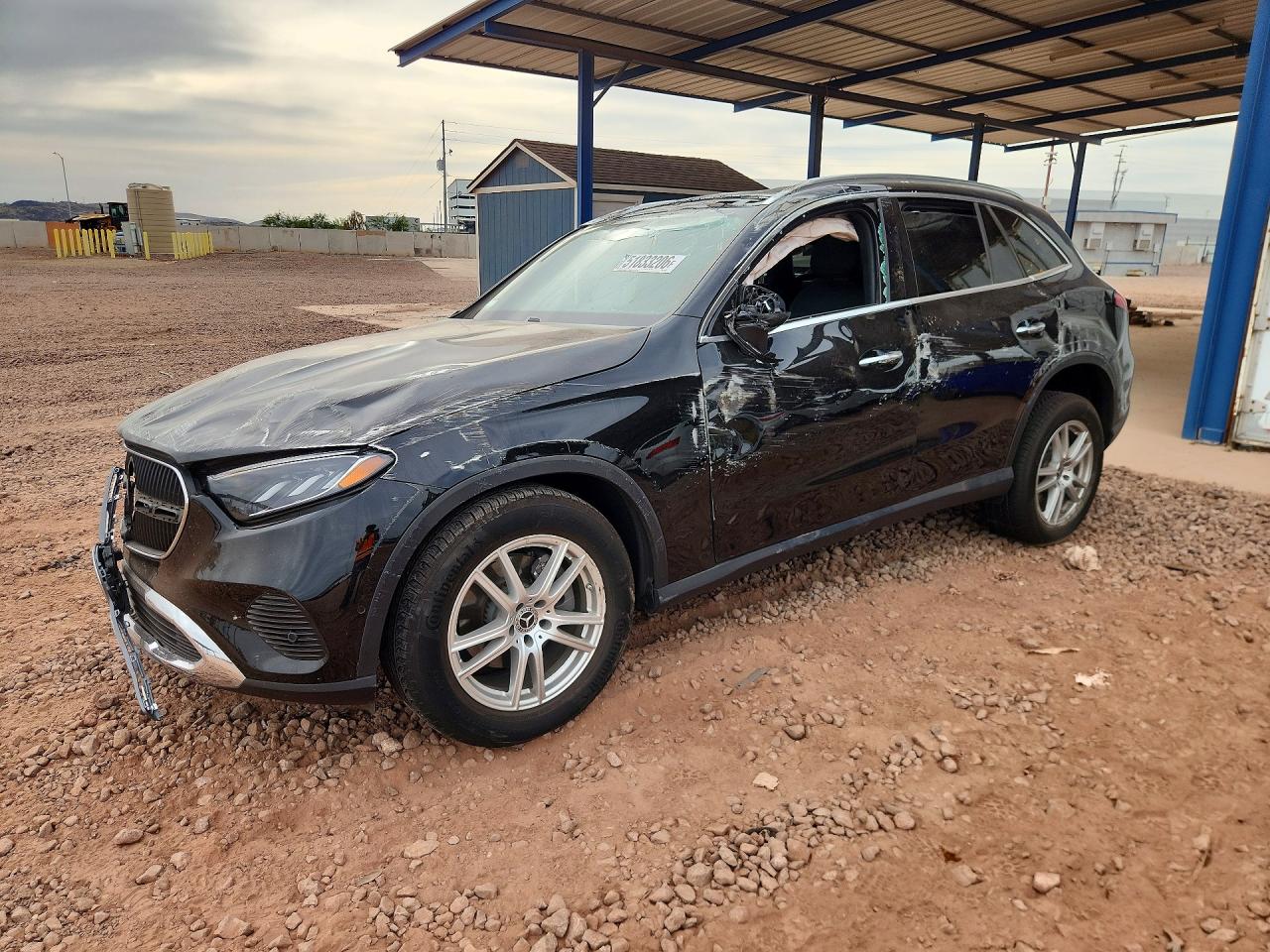 Salvage Mercedes-Benz GLC Image