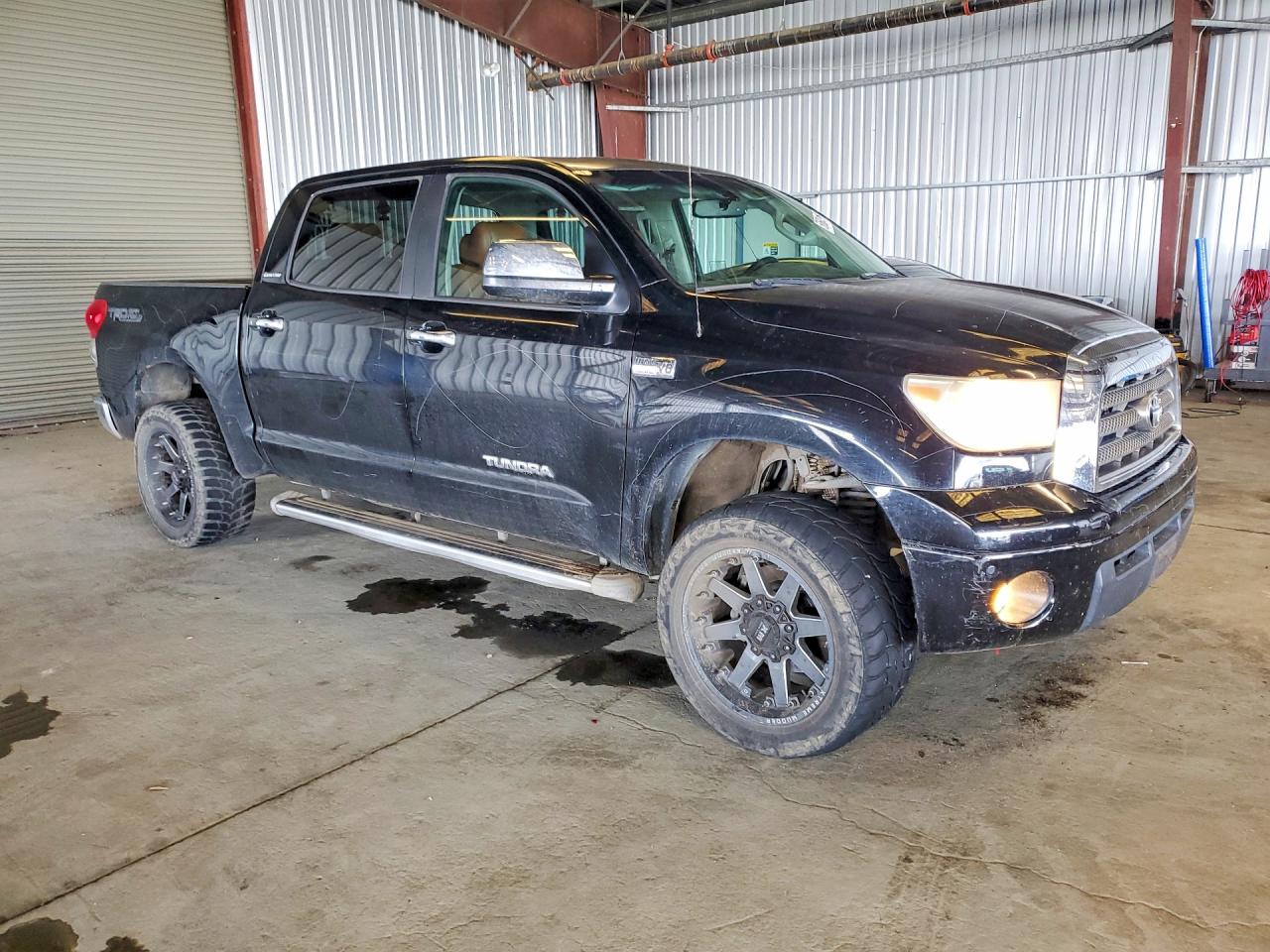 Toyota Tundra Crewmax Limited