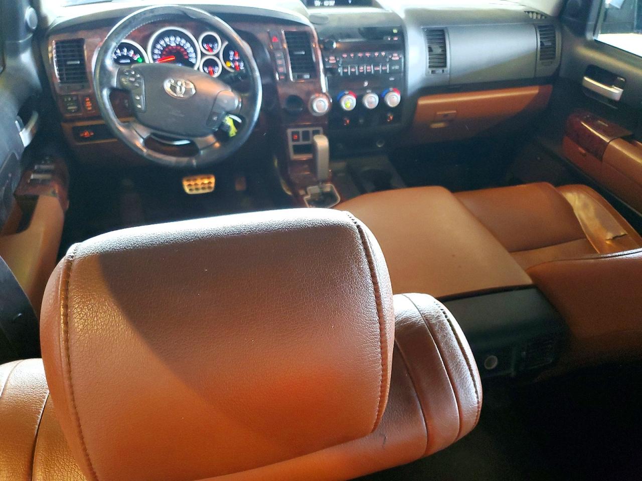 Toyota Tundra Crewmax Limited