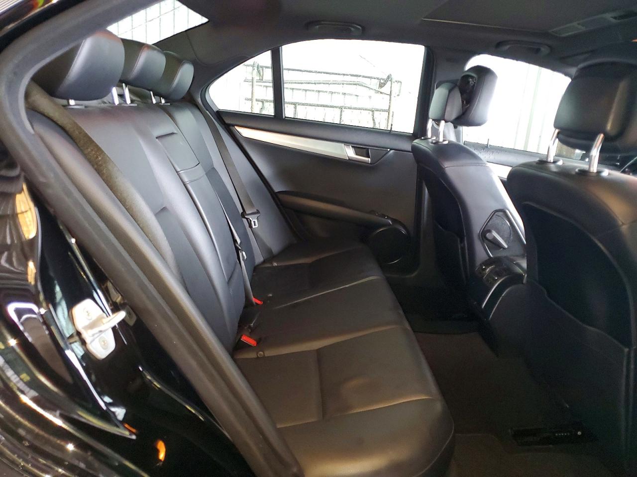 Mercedes-Benz C-Class 250