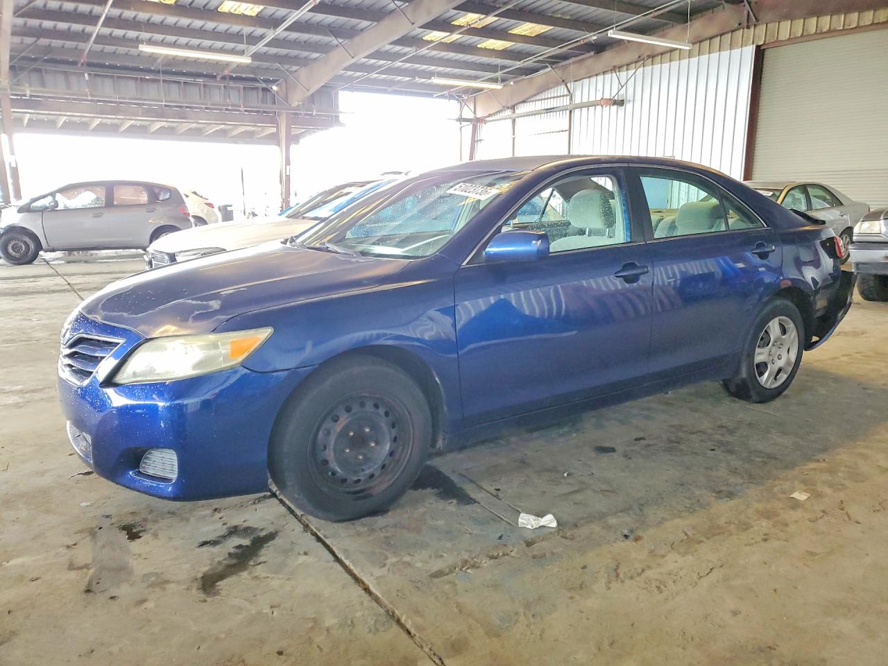 Salvage Toyota Camry Image