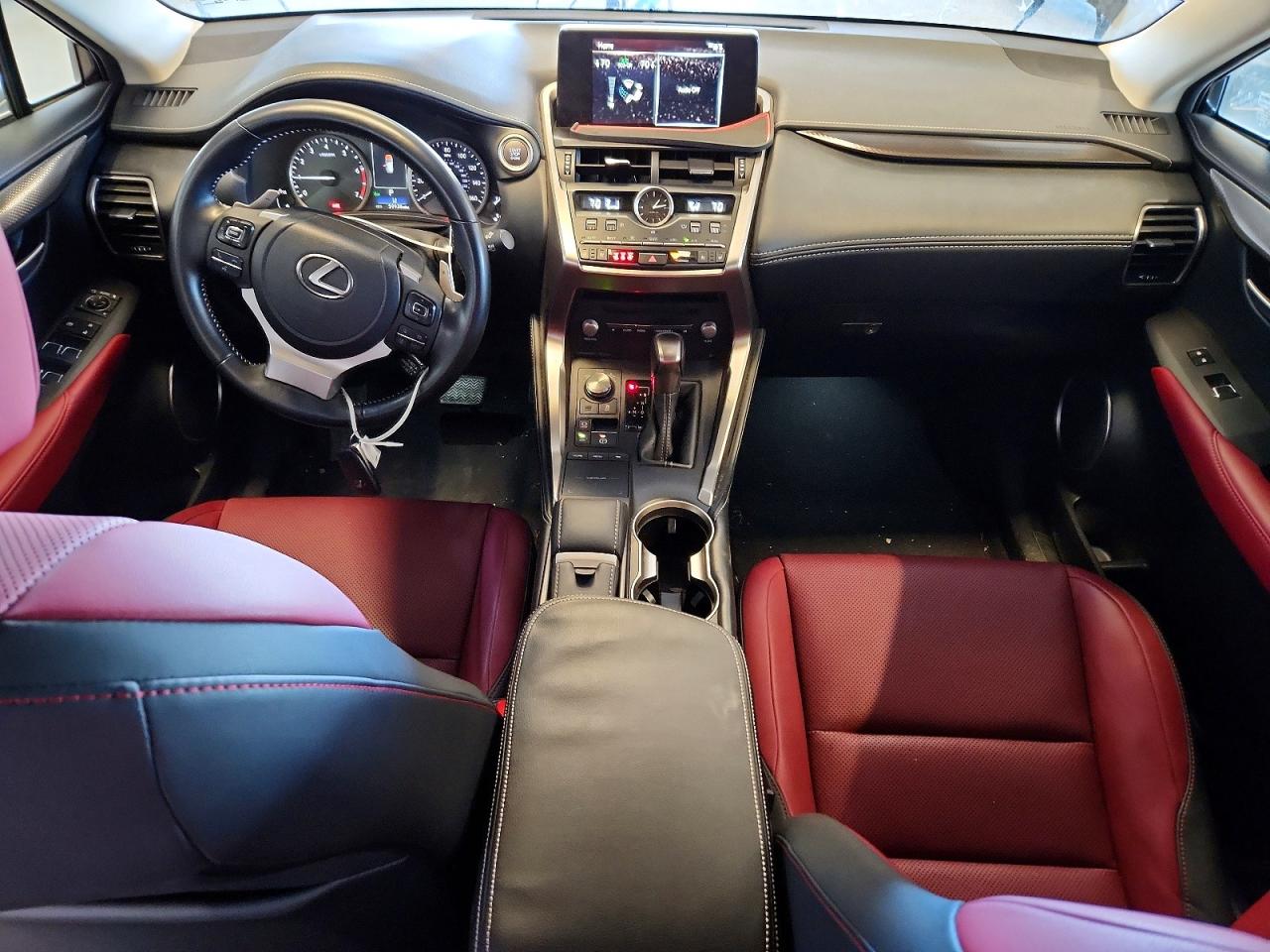 Lexus NX Base
