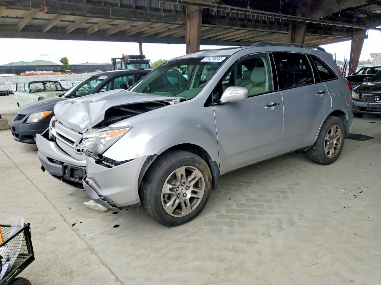 Salvage Acura MDX Image