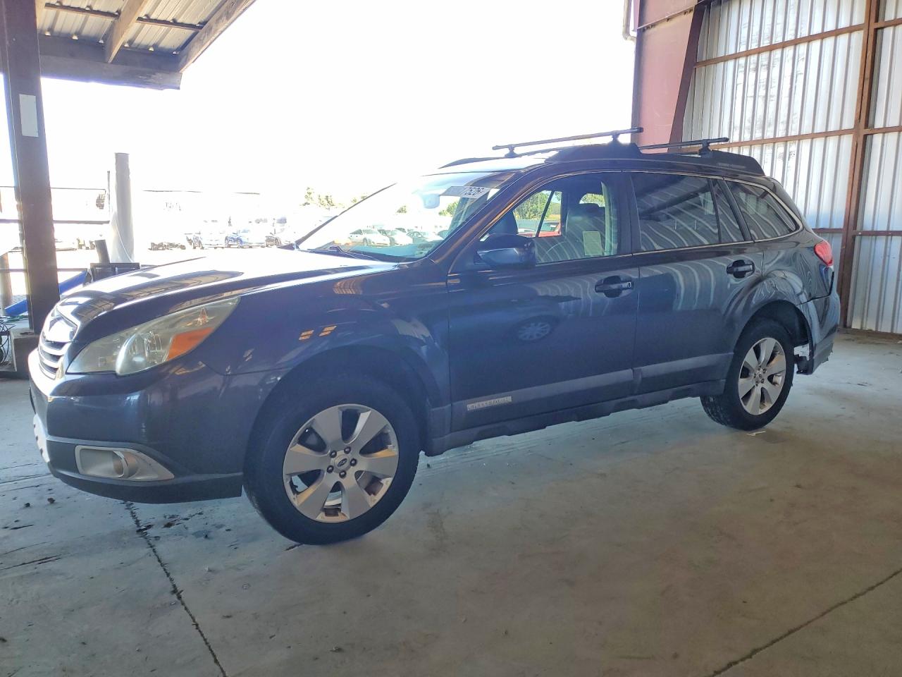 Salvage Subaru Outback Image
