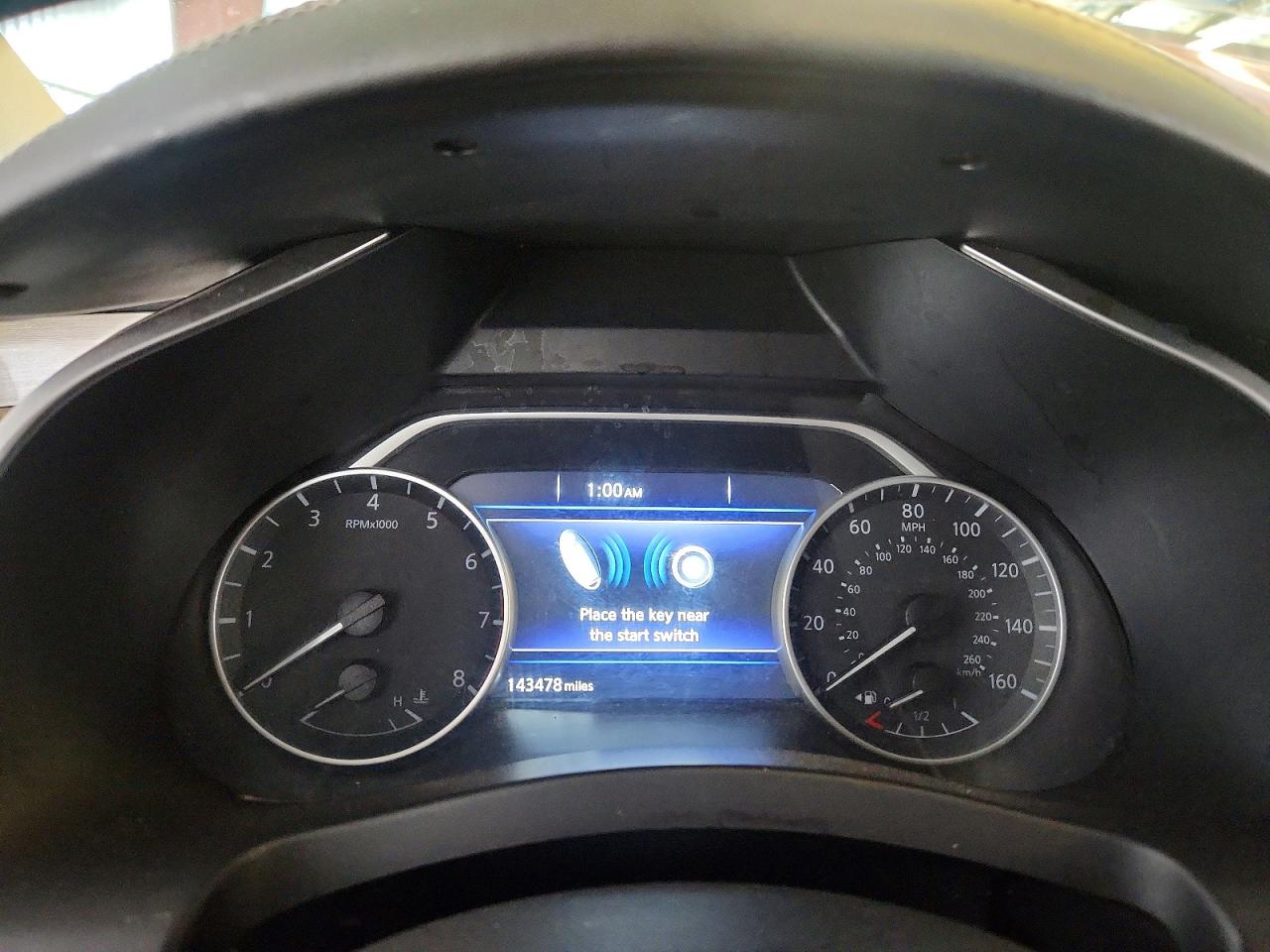 Nissan Murano Sv