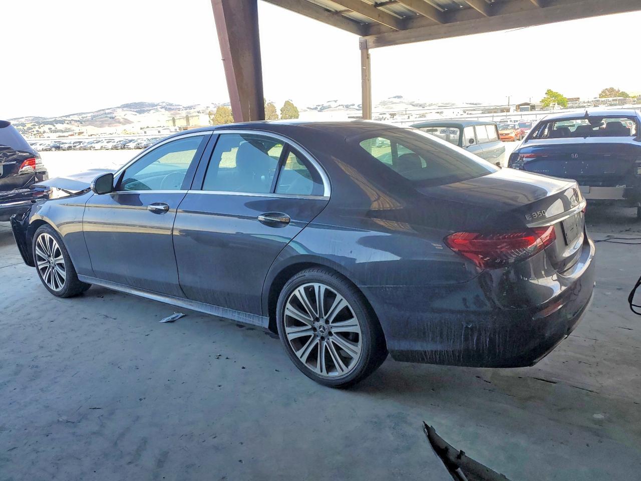 Mercedes-Benz E-Class 350