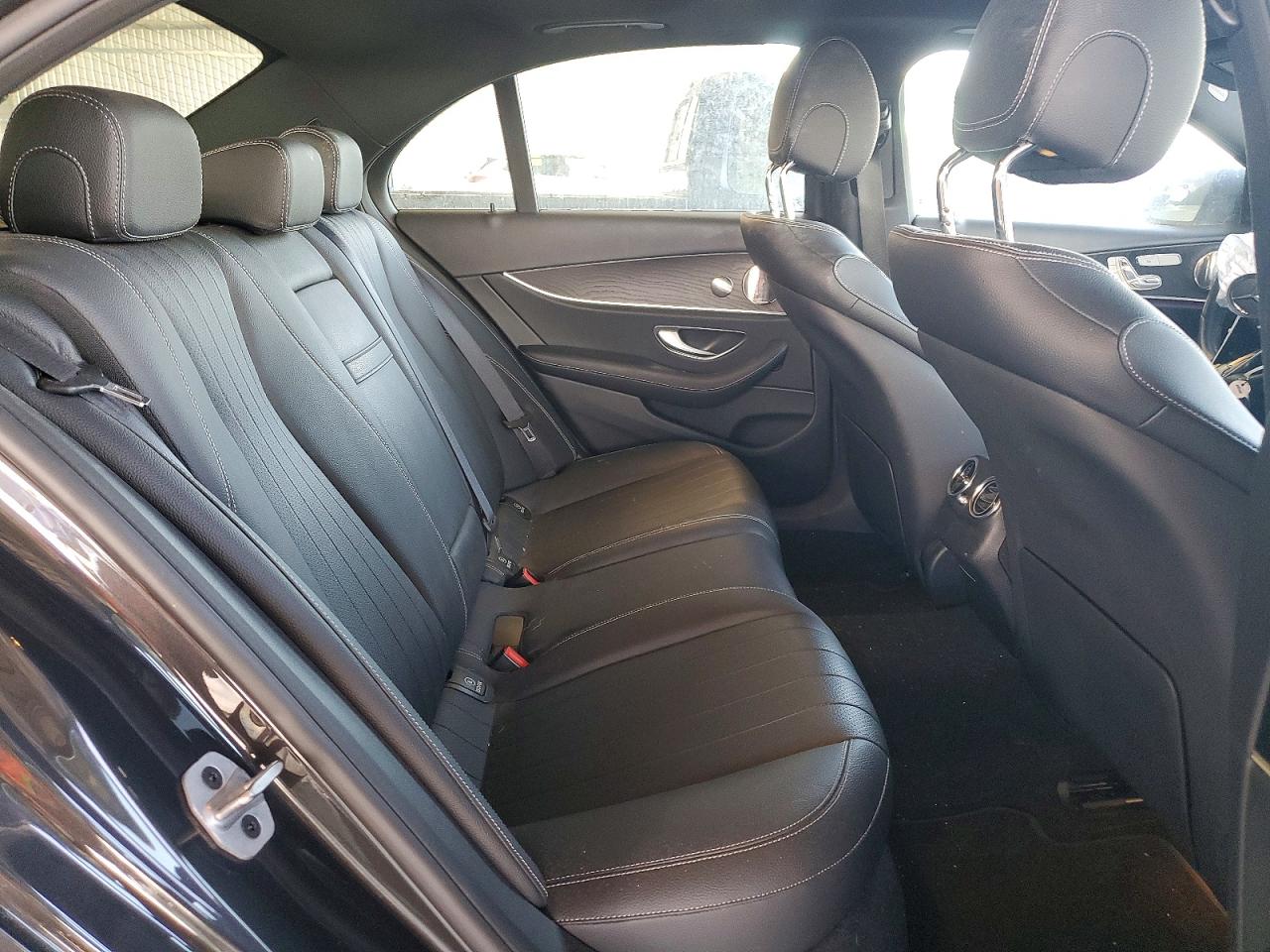 Mercedes-Benz E-Class 350