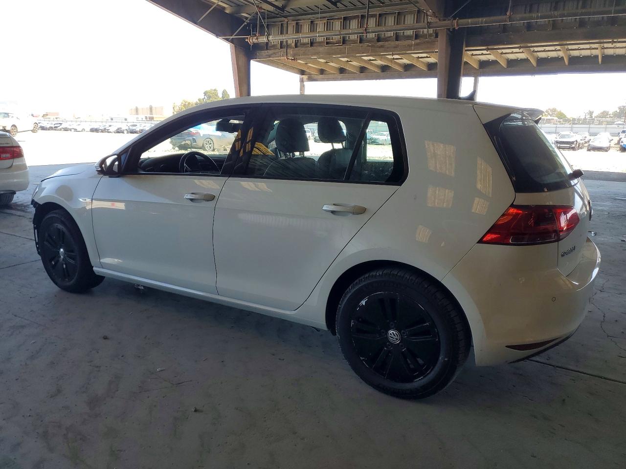 Volkswagen Golf Sel Premium