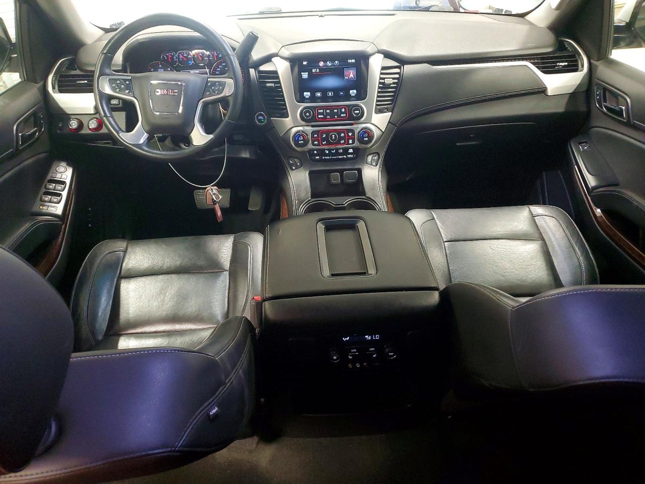 GMC Yukon Slt