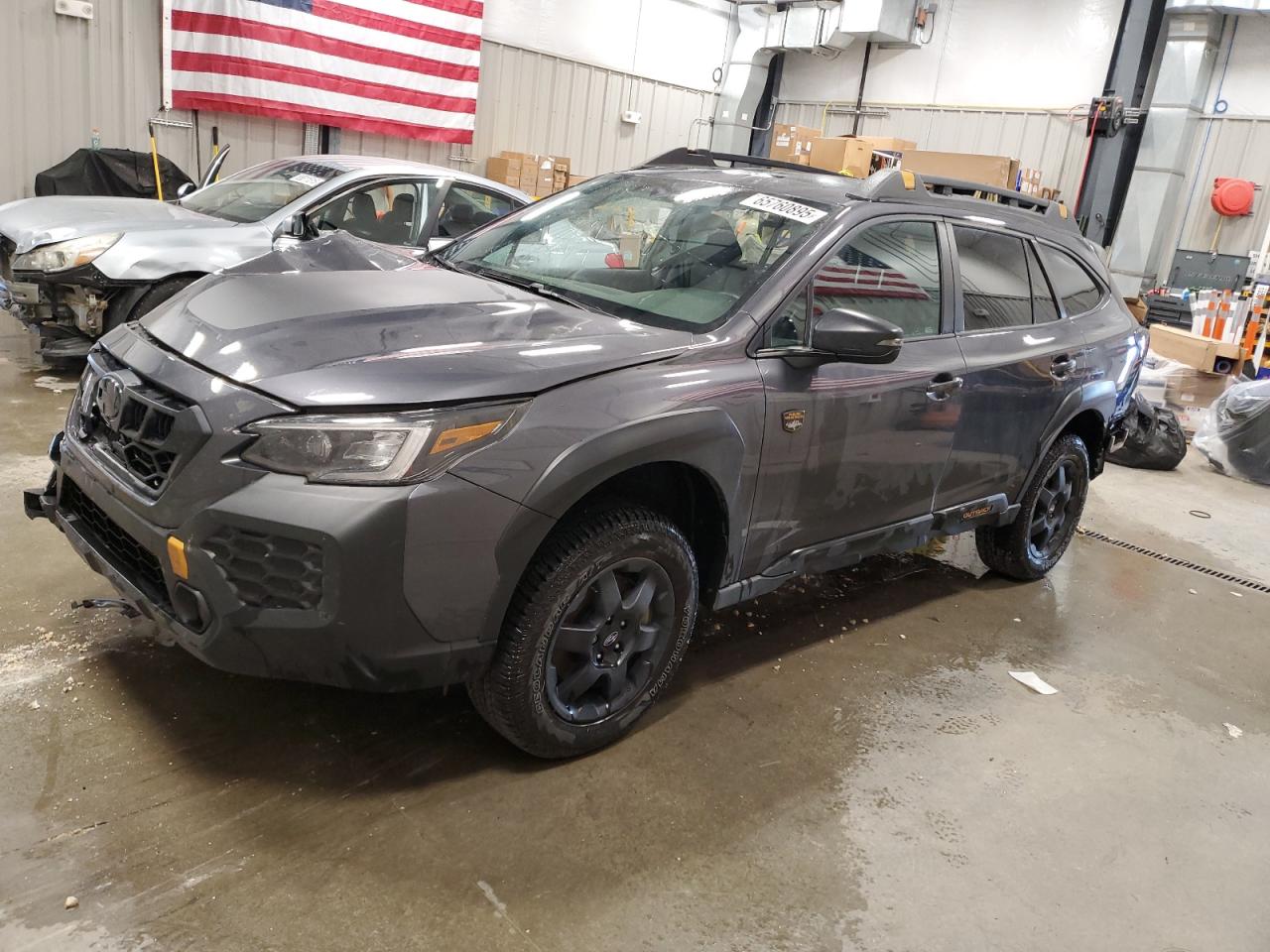 Salvage Subaru Outback Image