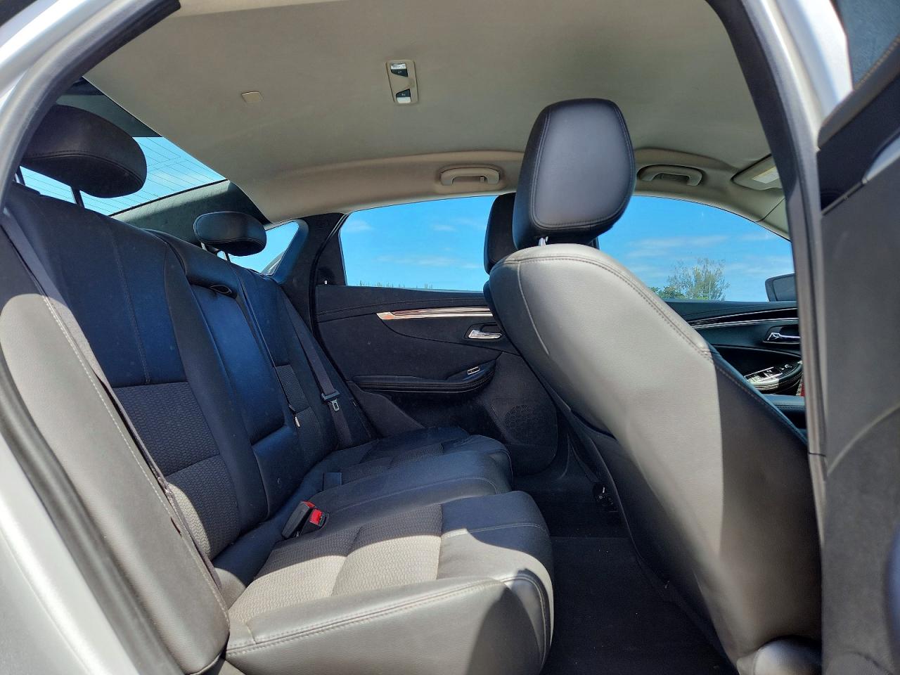 Chevrolet Impala Lt