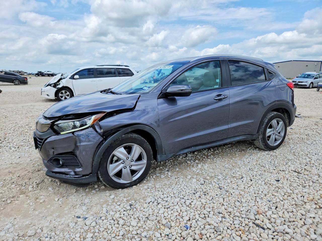 Salvage Honda HR-V Image