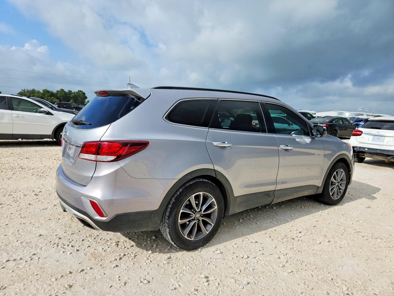Hyundai SANTA FE Se