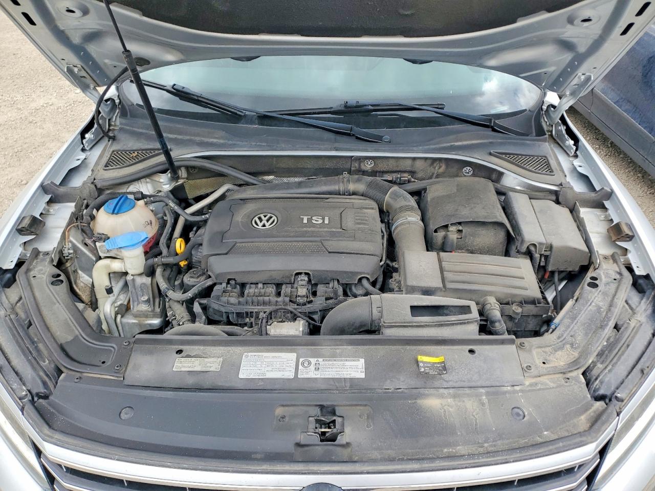 Volkswagen Passat Sel