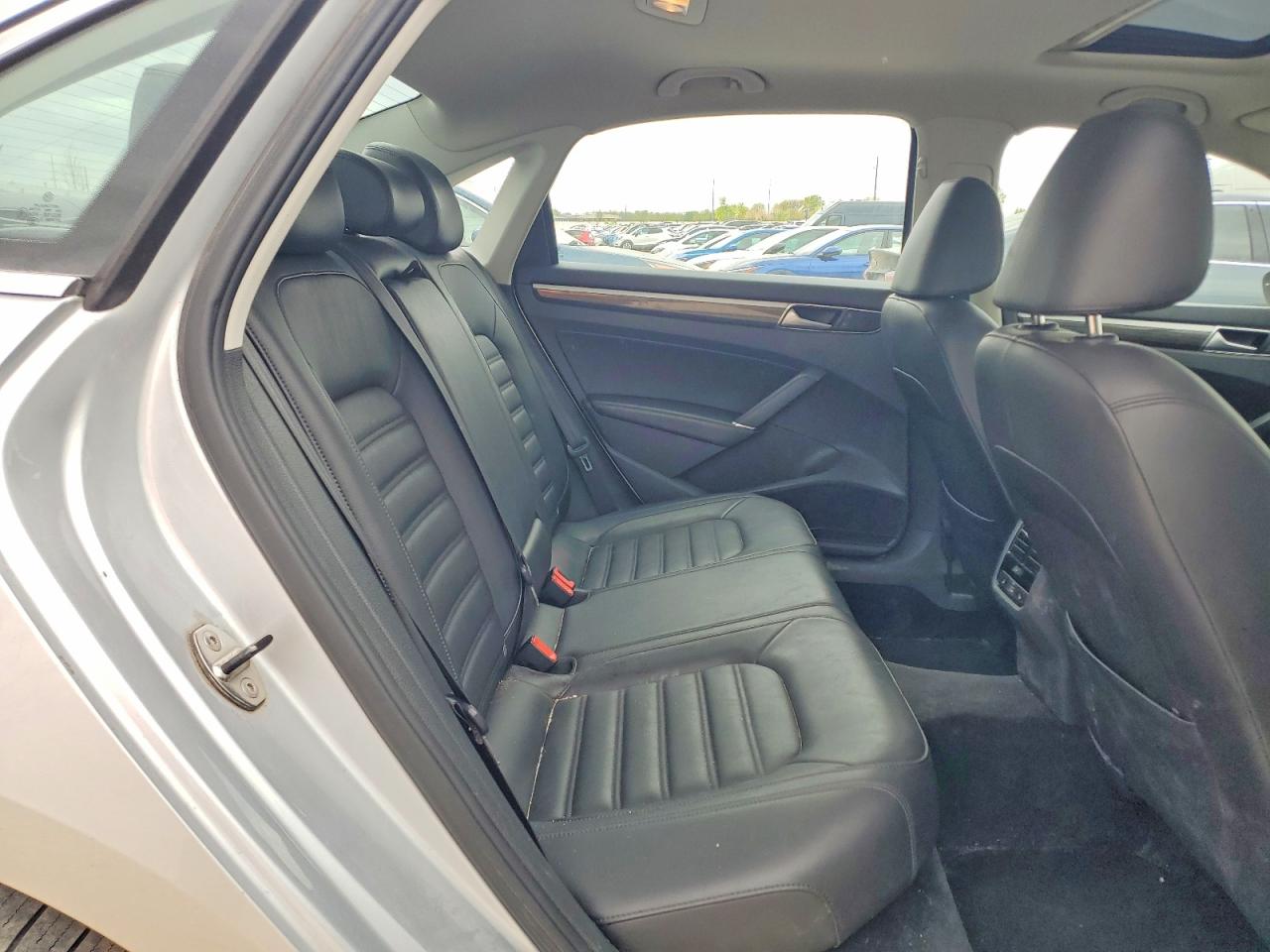 Volkswagen Passat Sel